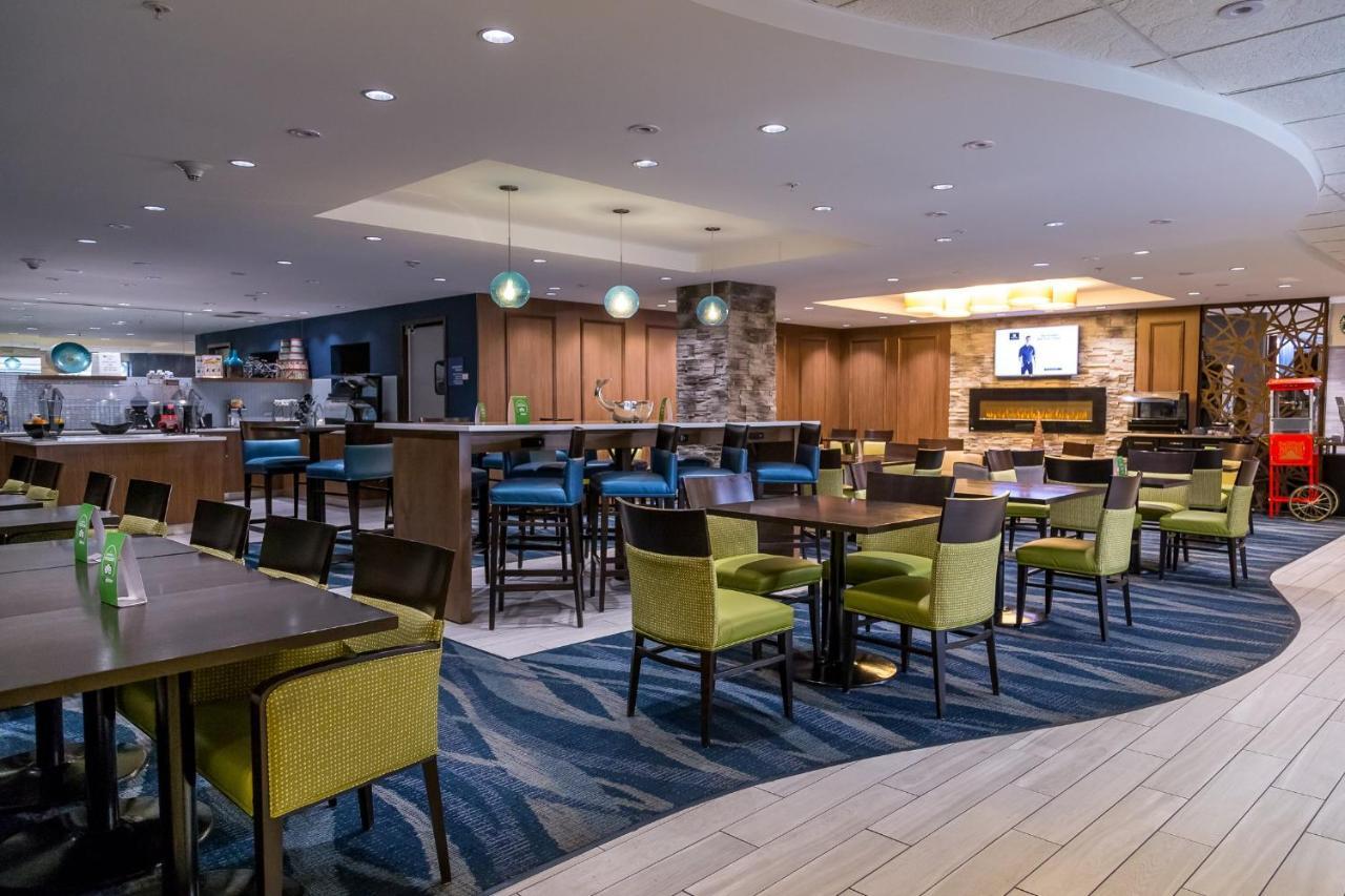 Holiday Inn & Suites Syracuse Airport - Liverpool By Ihg Eksteriør bilde