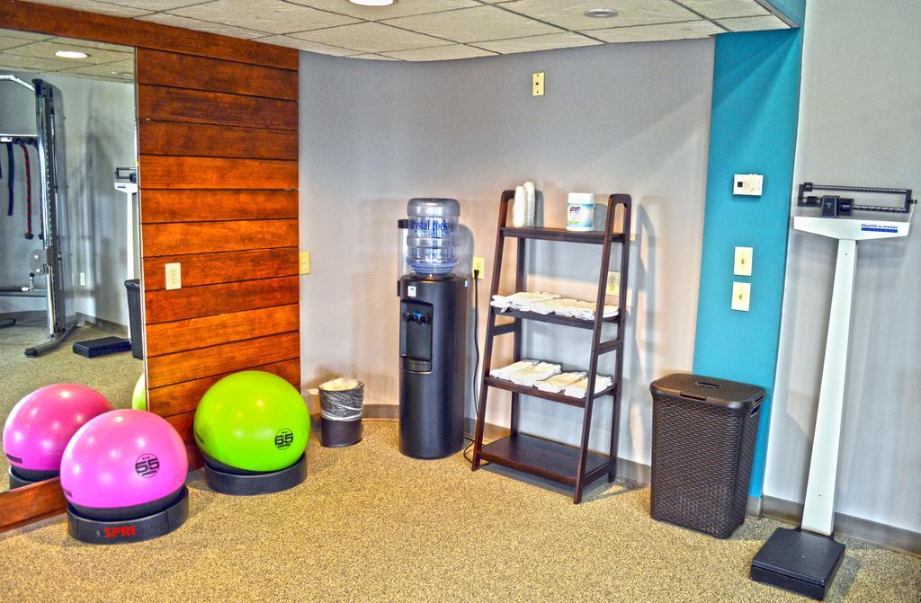Holiday Inn & Suites Syracuse Airport - Liverpool By Ihg Eksteriør bilde